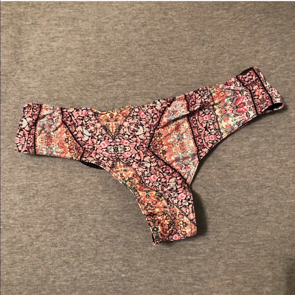o’neill cheeky bikini bottoms